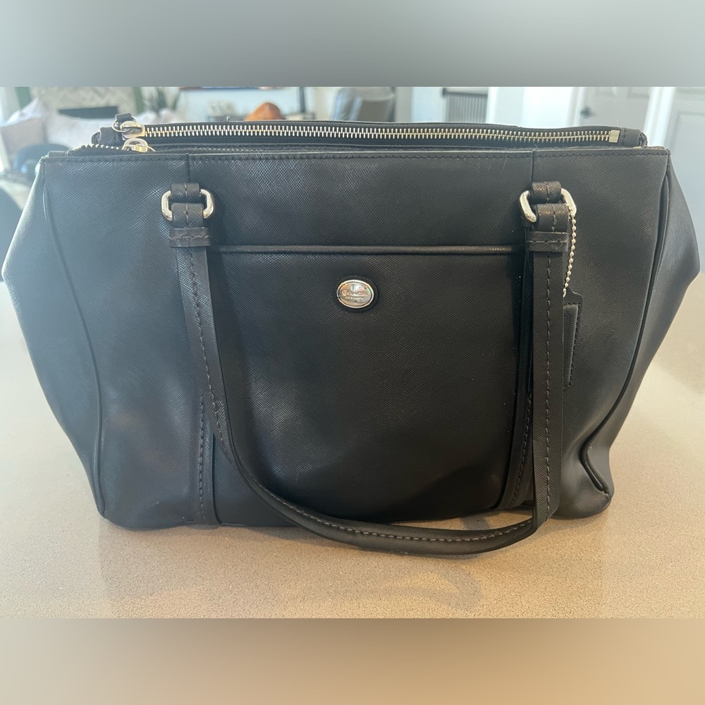 Coach Black Leather Shoulder Bag